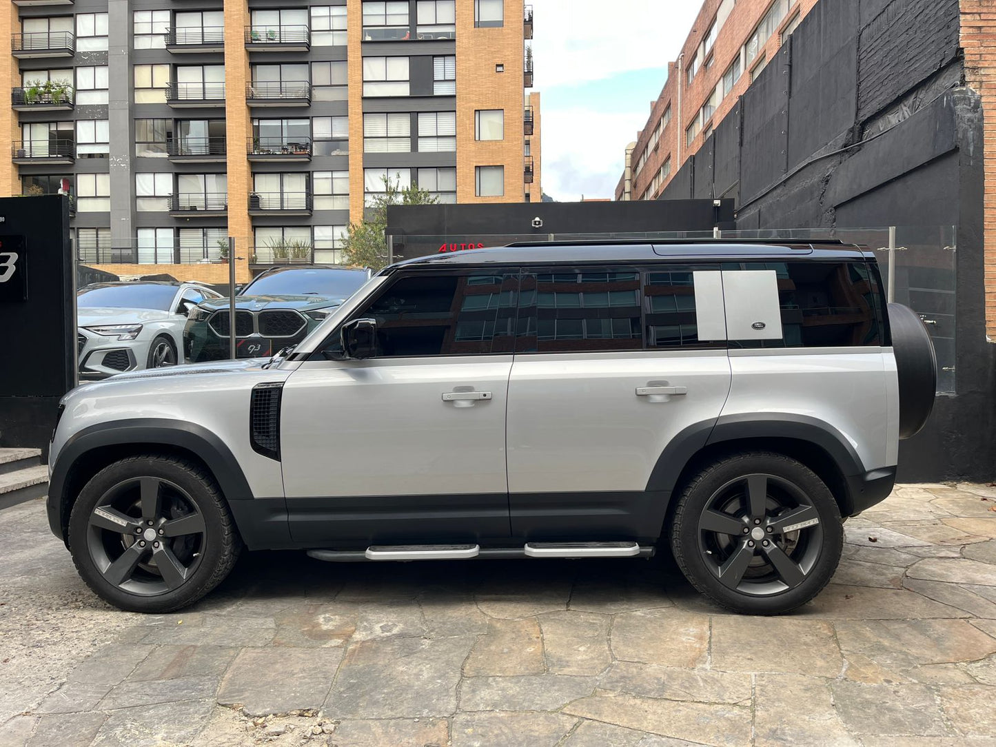 Land Rover Defender First Edition 3.0 MHEV Modelo 2021