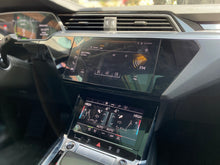 Cargar imagen en el visor de la galería, Audi E-Tron Sportback 55 Quattro Modelo 2022

