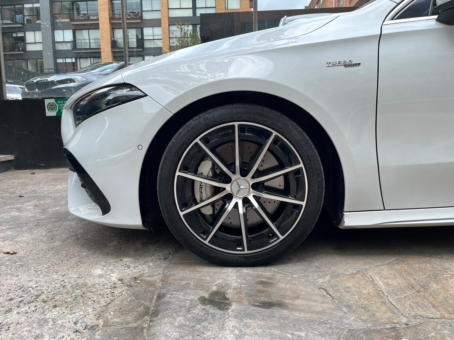 Mercedes-Benz A35 AMG 4MATIC Modelo 2023