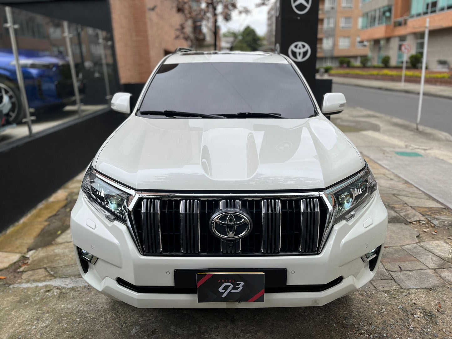Toyota Prado VX Blindada Modelo 2020 - Autos 93