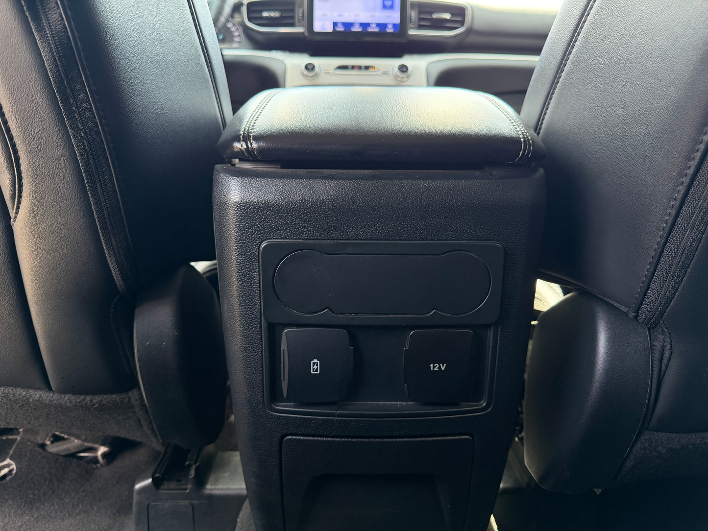 Ford Explorer XLT Modelo 2022 - Autos 93