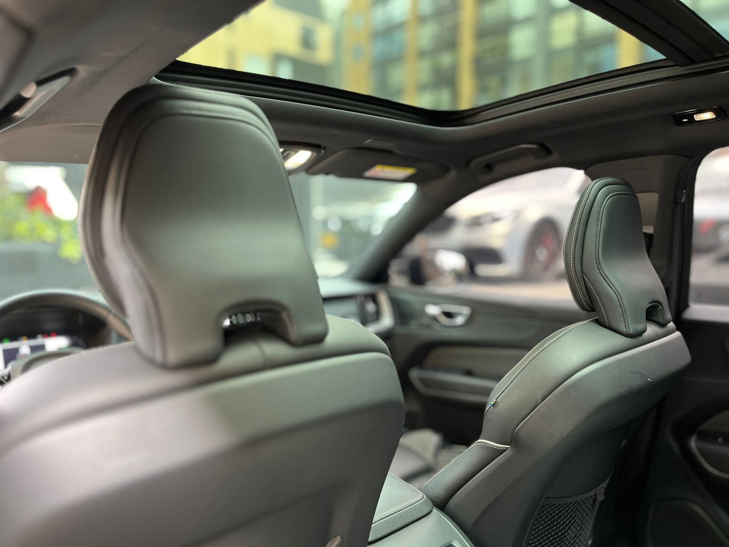 Volvo XC60 T8 Recharge Modelo 2023 - Autos 93