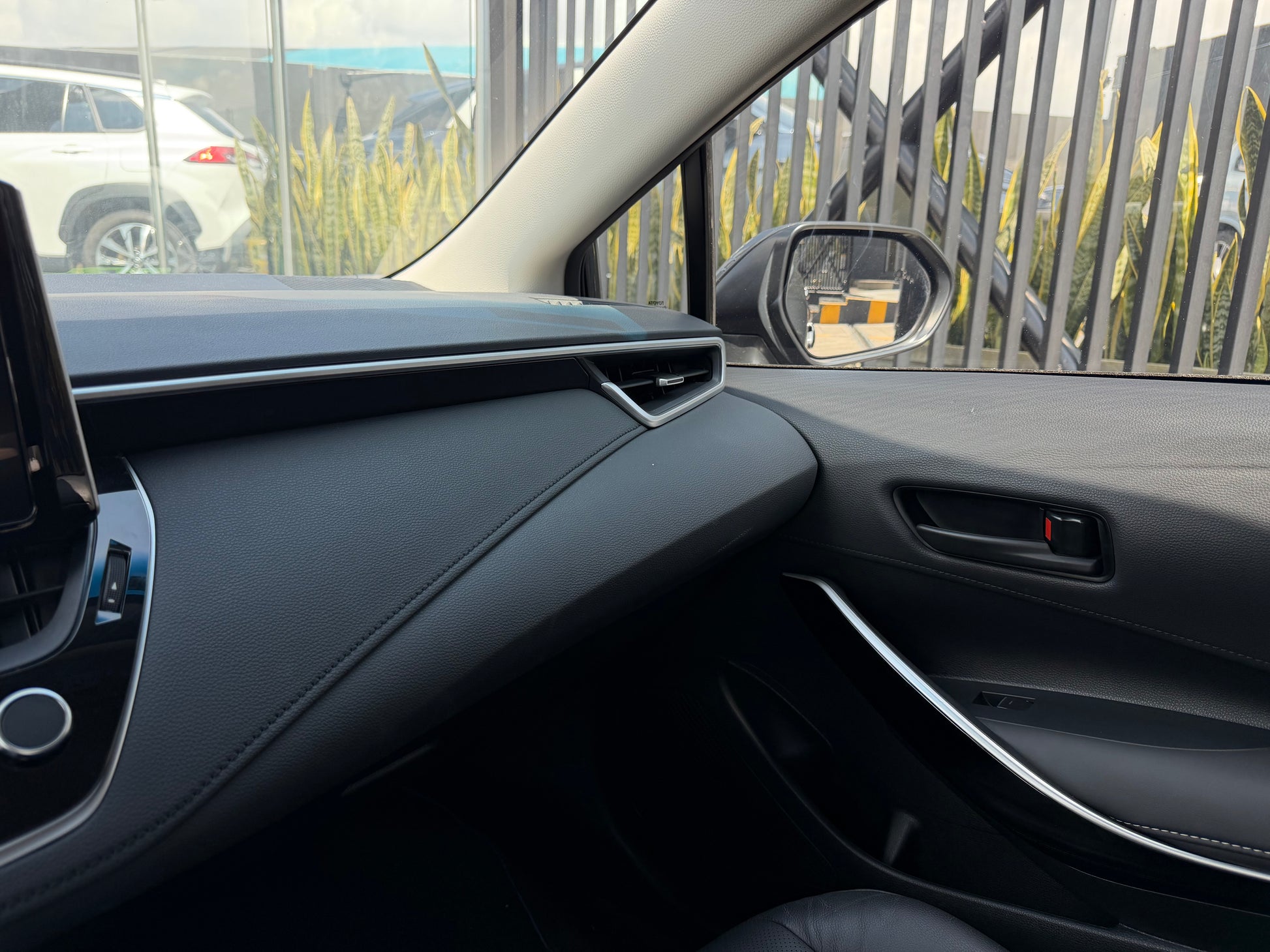 Toyota Corolla XEi Hybrid Modelo 2024 - Autos 93