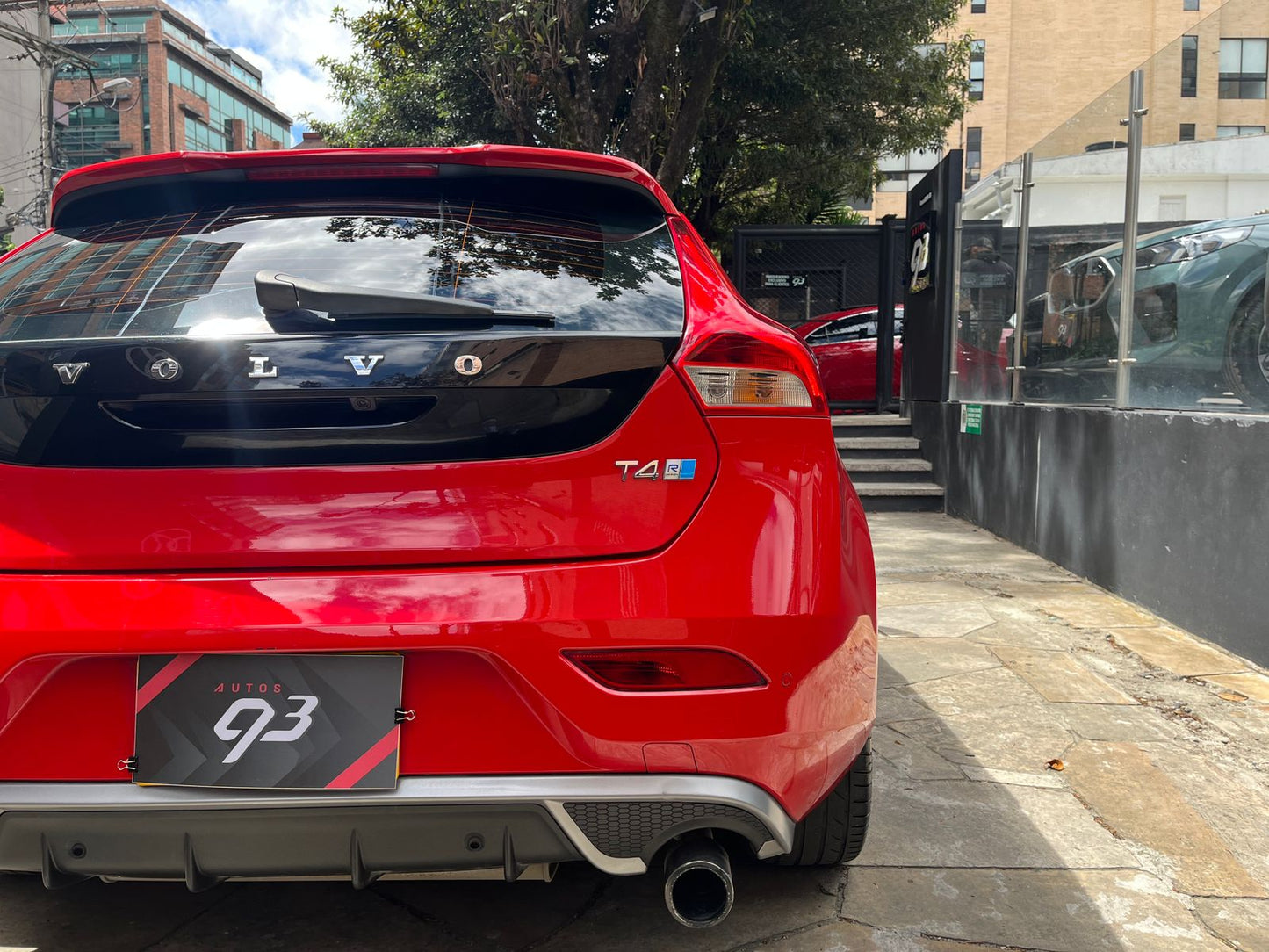 Volvo V40 T4 R-Design Modelo 2019
