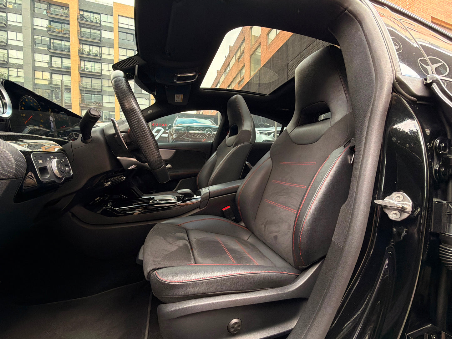 Mercedes-Benz CLA 35 AMG 4MATIC Modelo 2022