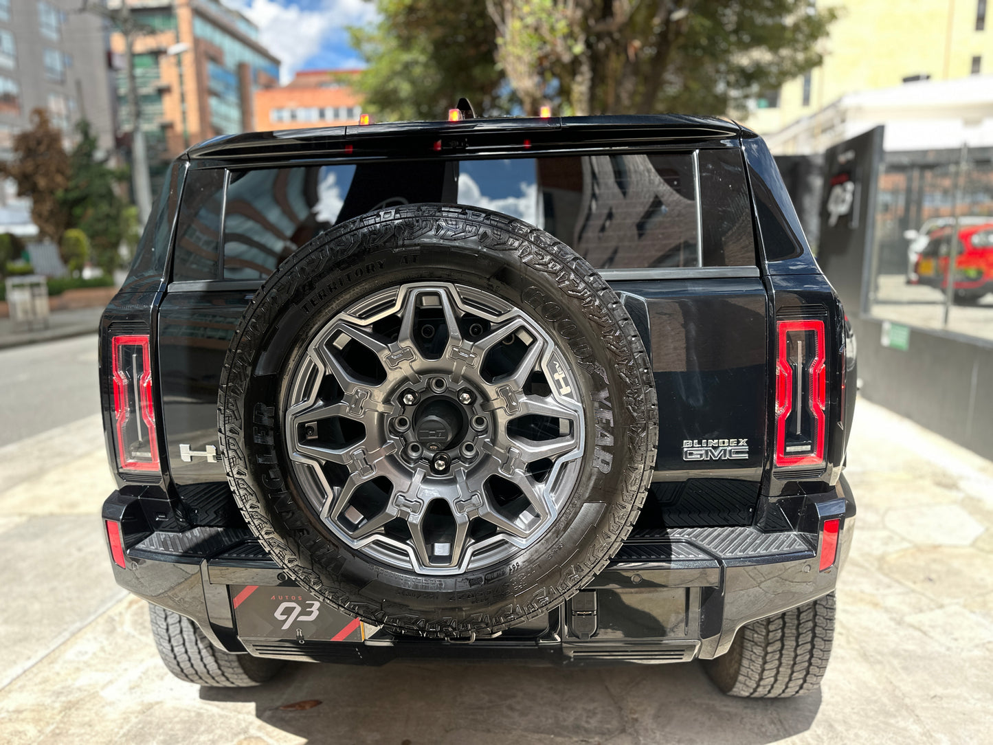 GMC Hummer EV SUV Blindada Modelo 2025 - Autos 93