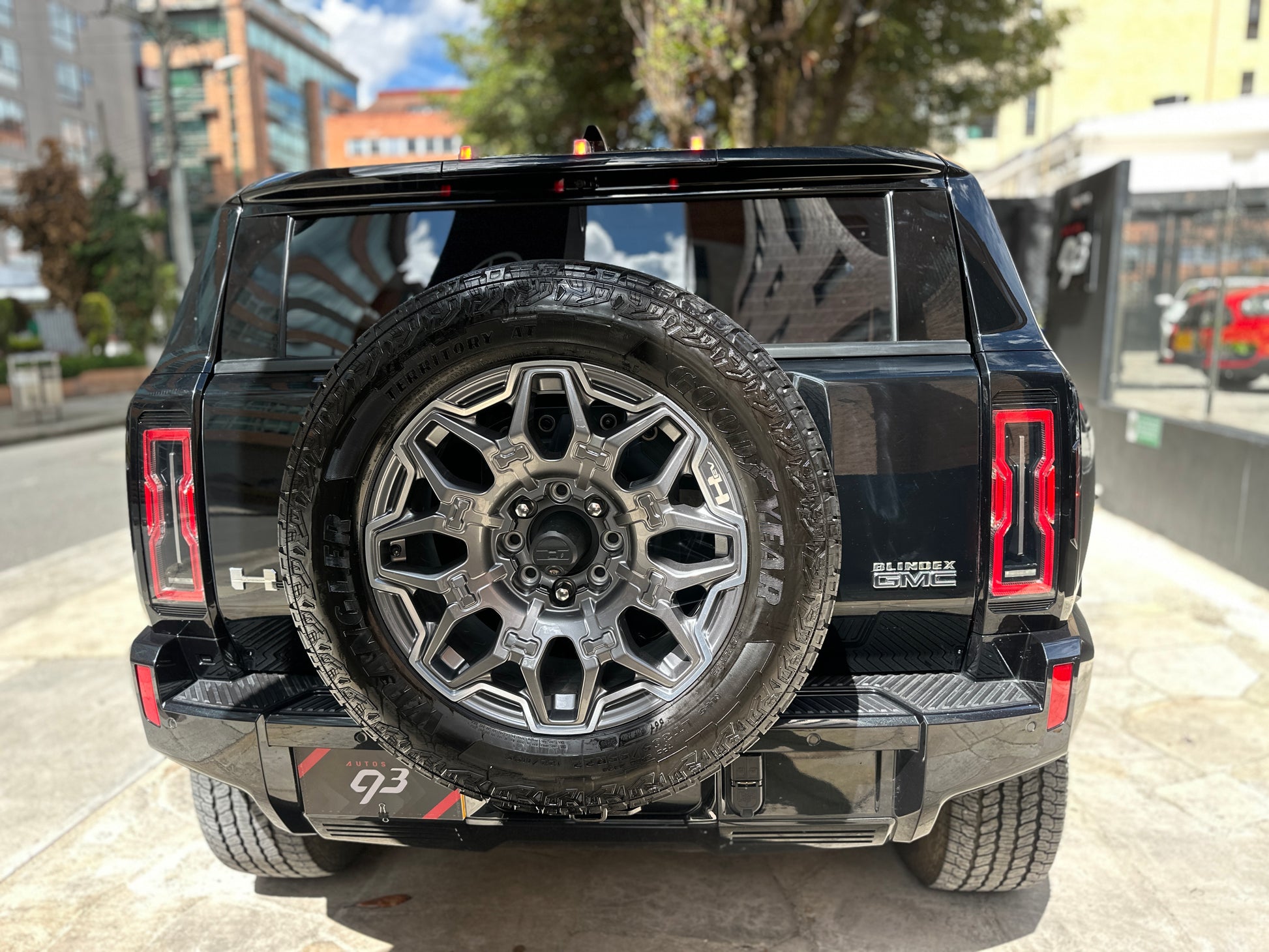 GMC Hummer EV SUV Blindada Modelo 2025 - Autos 93