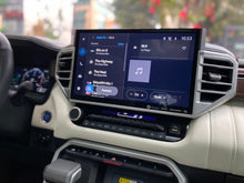 Cargar imagen en el visor de la galería, Toyota Sequoia Capstone Hibrida Blindada Modelo 2024
