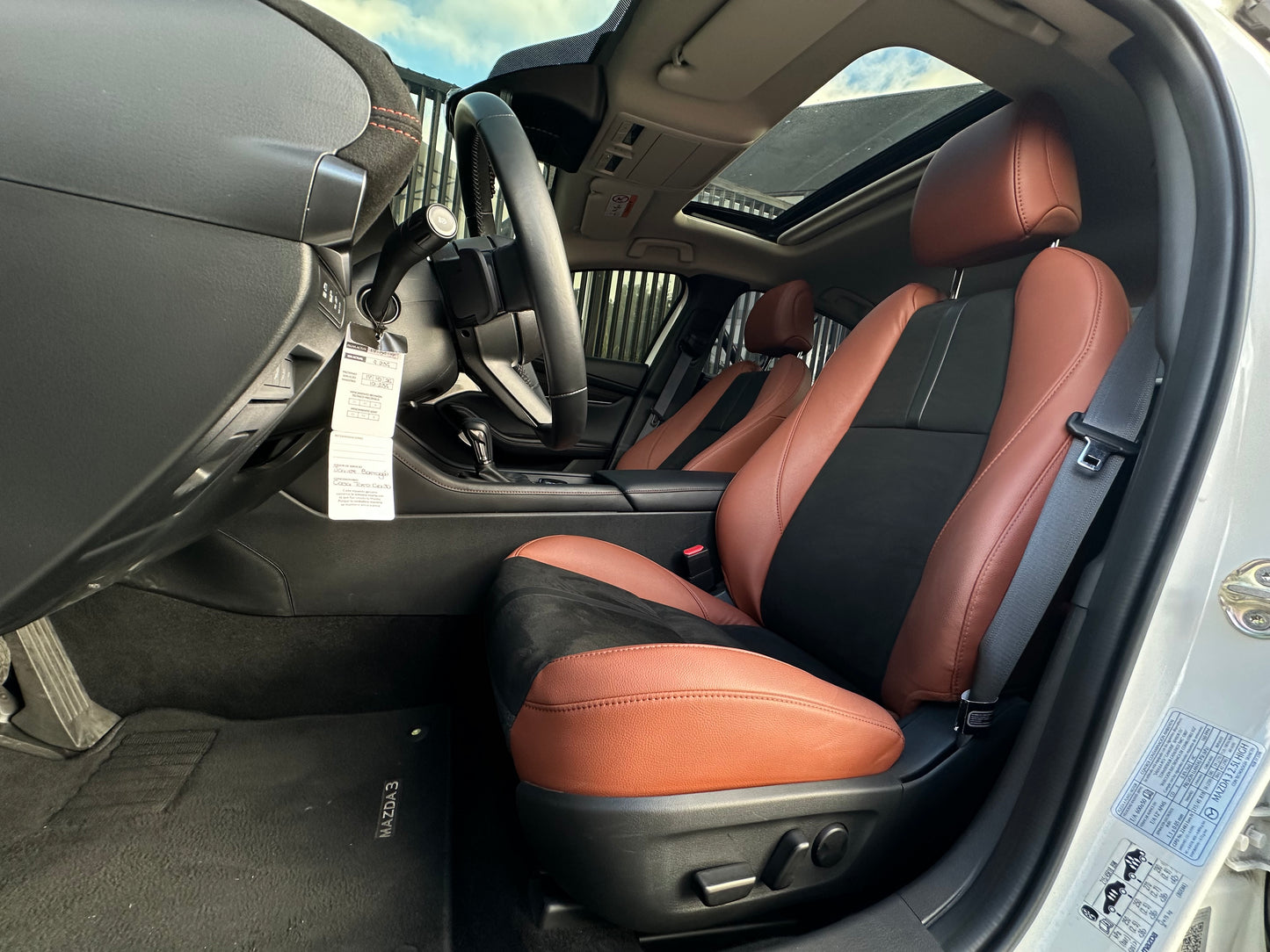 Mazda 3 Grand Touring LX Carbon Edition Modelo 2026