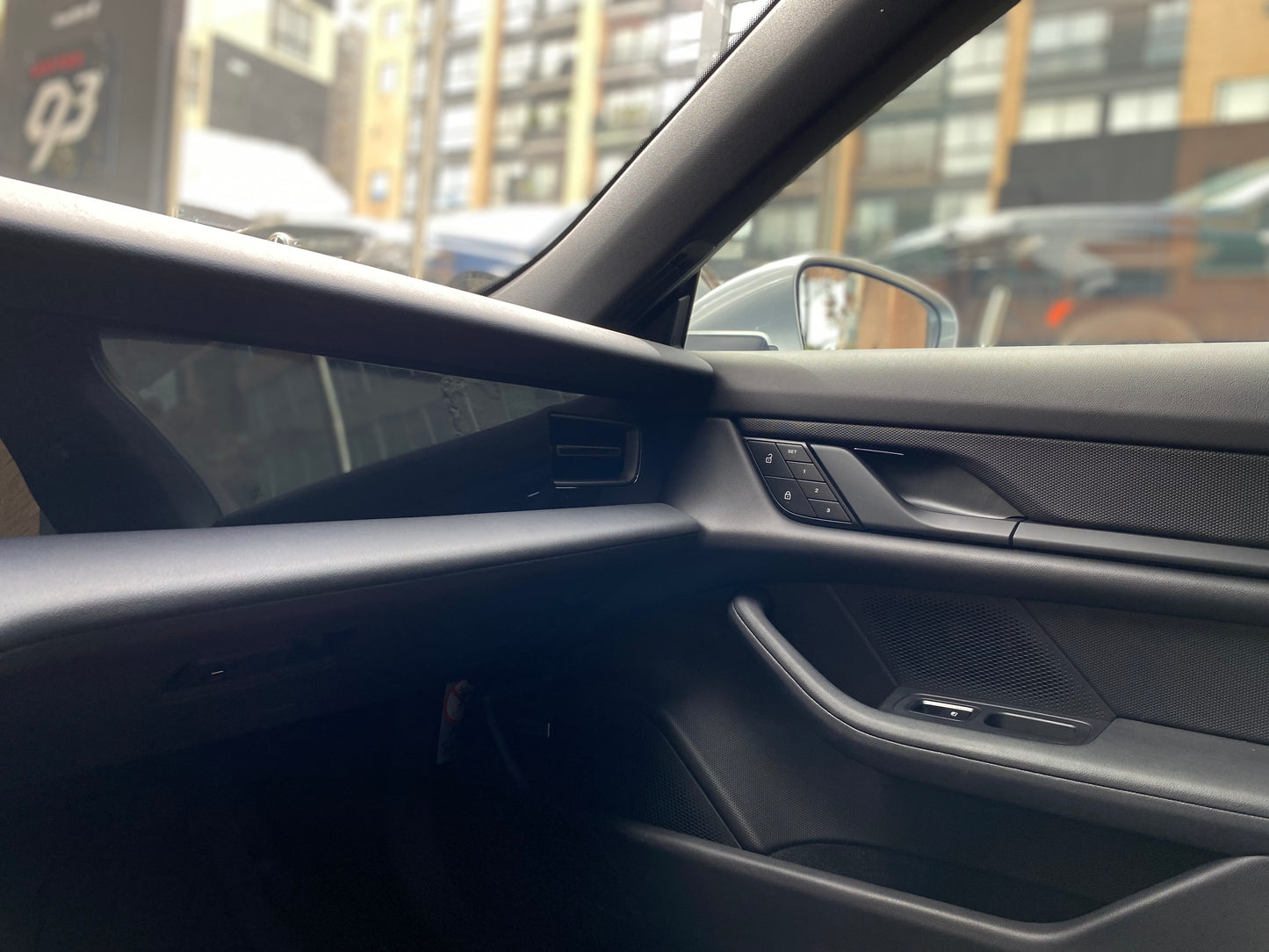 Porsche Taycan Modelo 2022 - Autos 93
