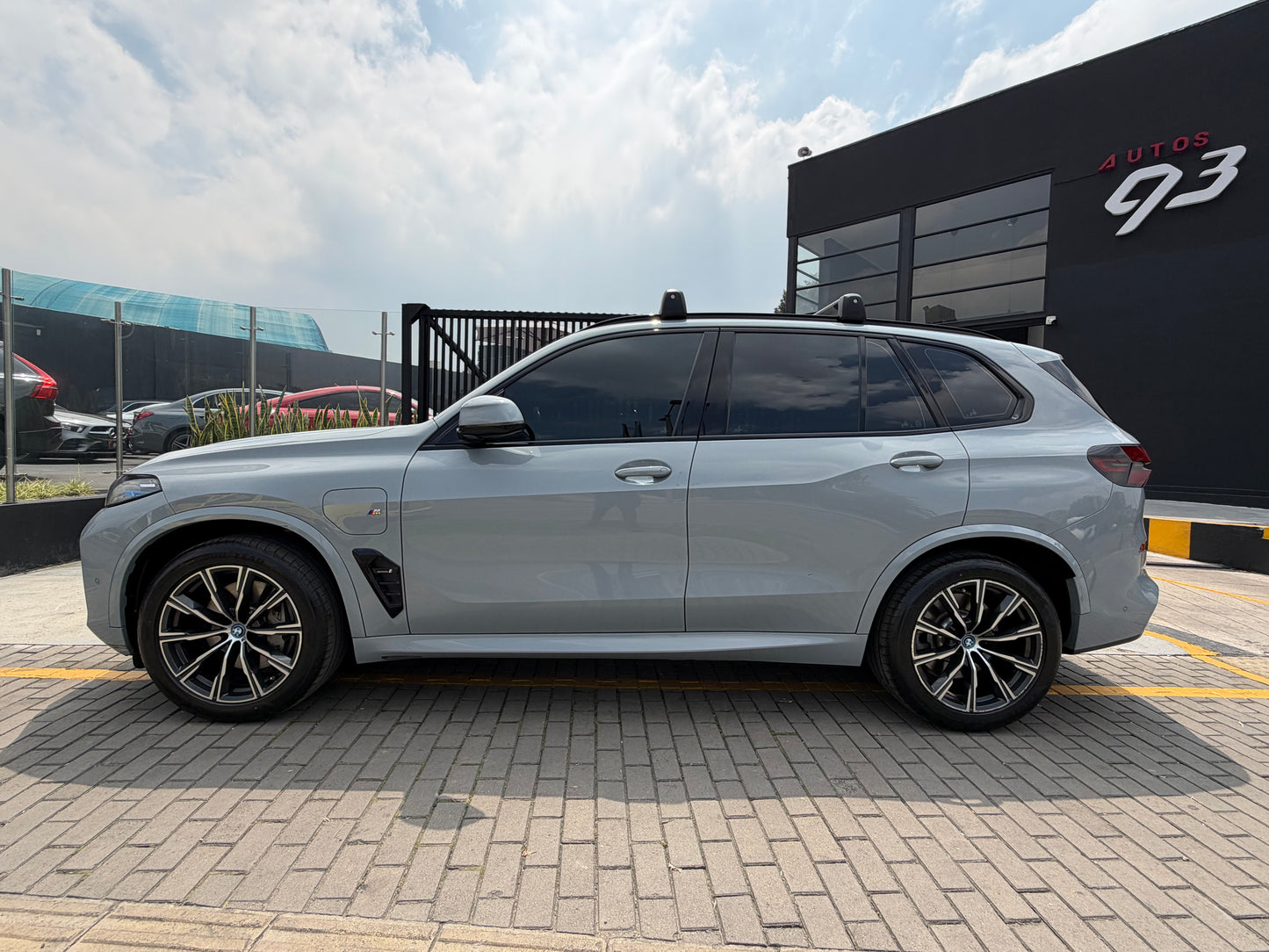 BMW X5 xDrive50e M Modelo 2024 - Autos 93