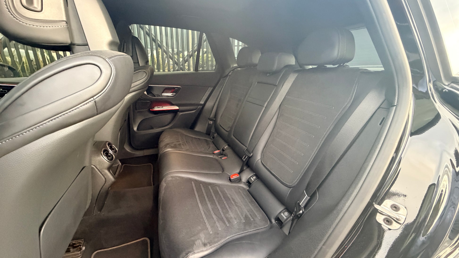 Mercedes Benz GLC300 4Matic Modelo 2025 - Autos 93