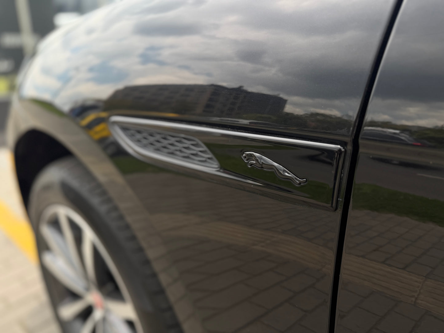 Jaguar F-Pace P400 MHEV Modelo 2021 - Autos 93