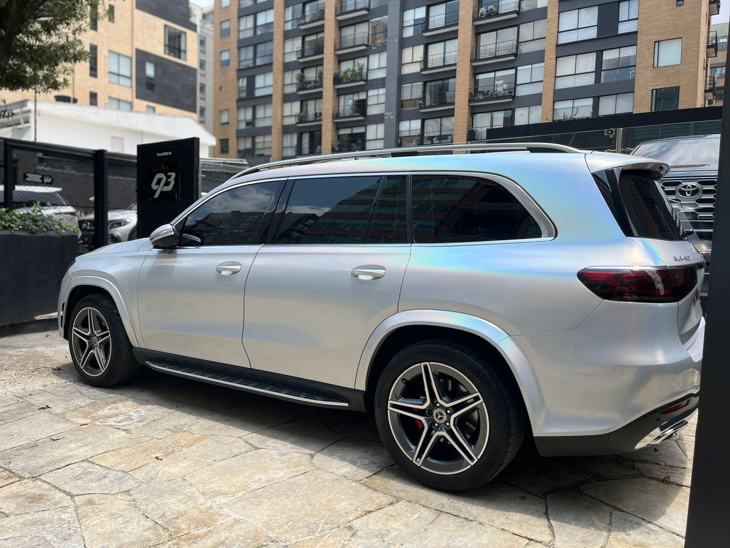 Mercedes-Benz GLS 450 4MATIC Modelo 2023 - Autos 93
