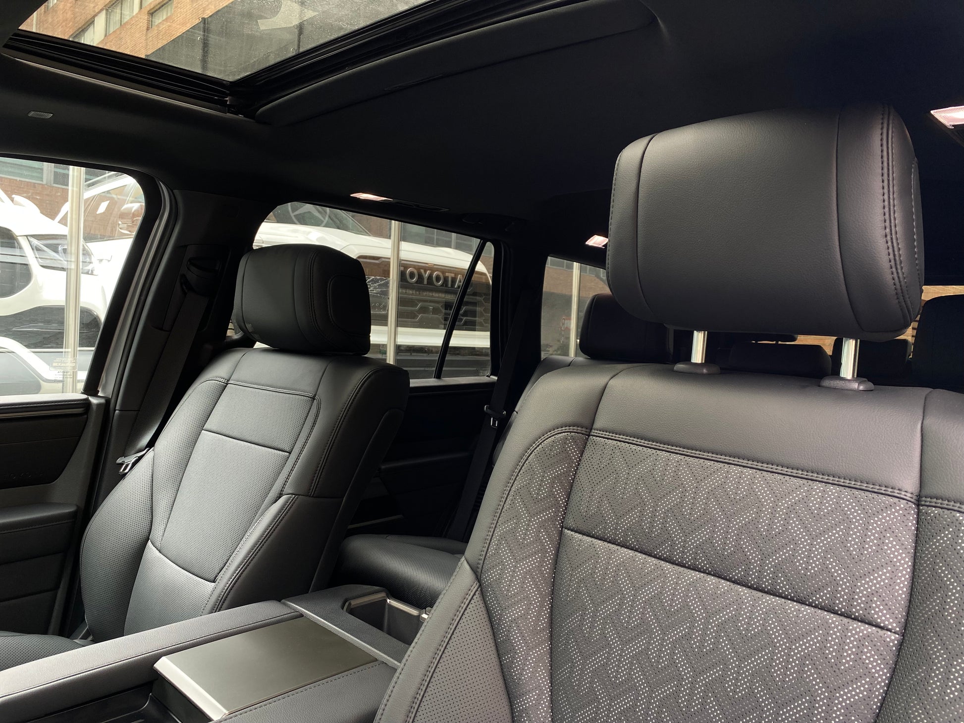 Toyota Sequoia SR5 Sport Modelo 2026 (IMPORTACIÓN) - Autos 93
