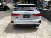 Cargar imagen en el visor de la galería, Audi S3 Sportback Modelo 2023
