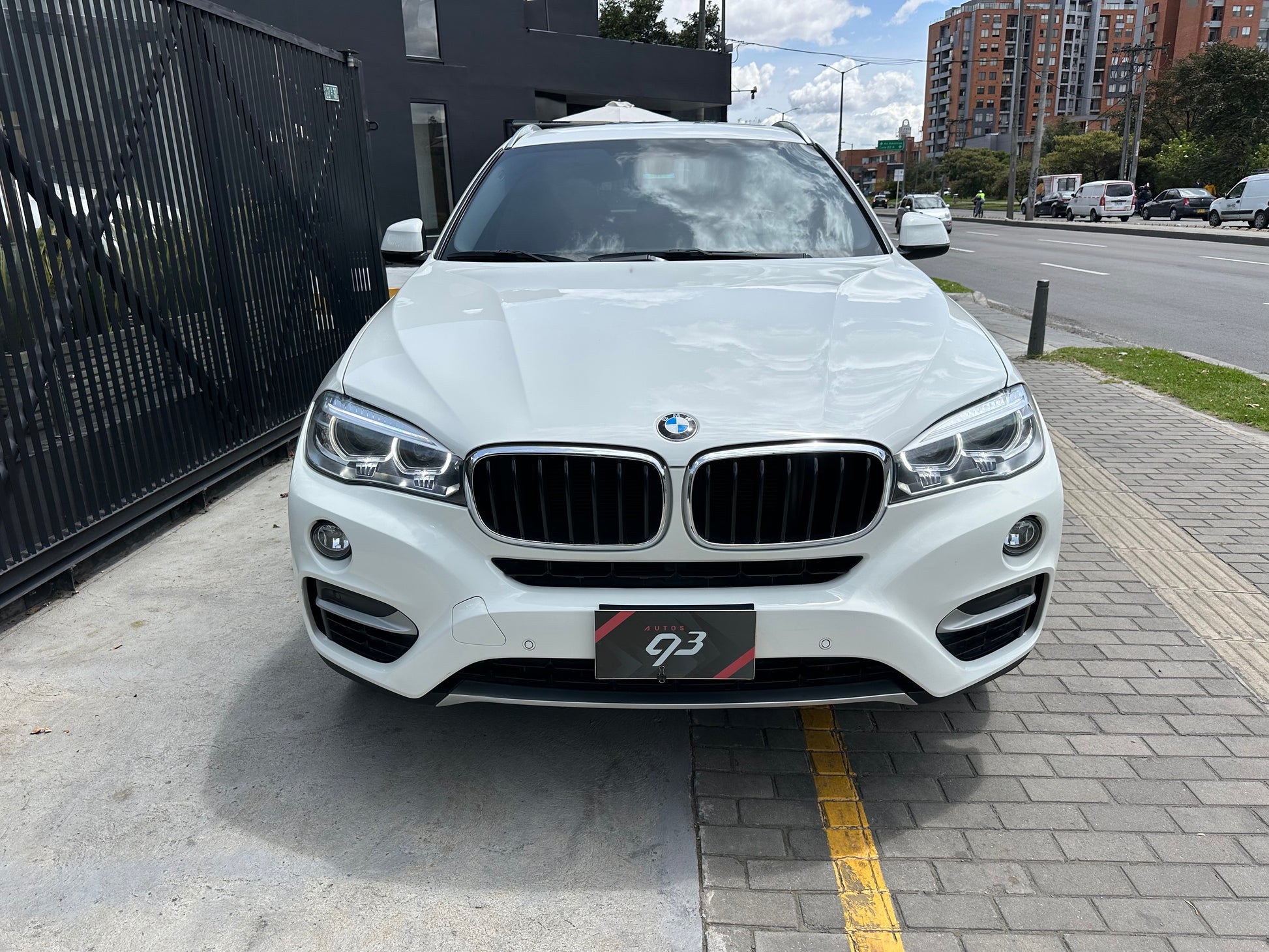BMW X6 xDrive35i Modelo 2018 - Autos 93