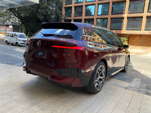 Cargar imagen en el visor de la galería, BMW IX xDrive40 Modelo 2023
