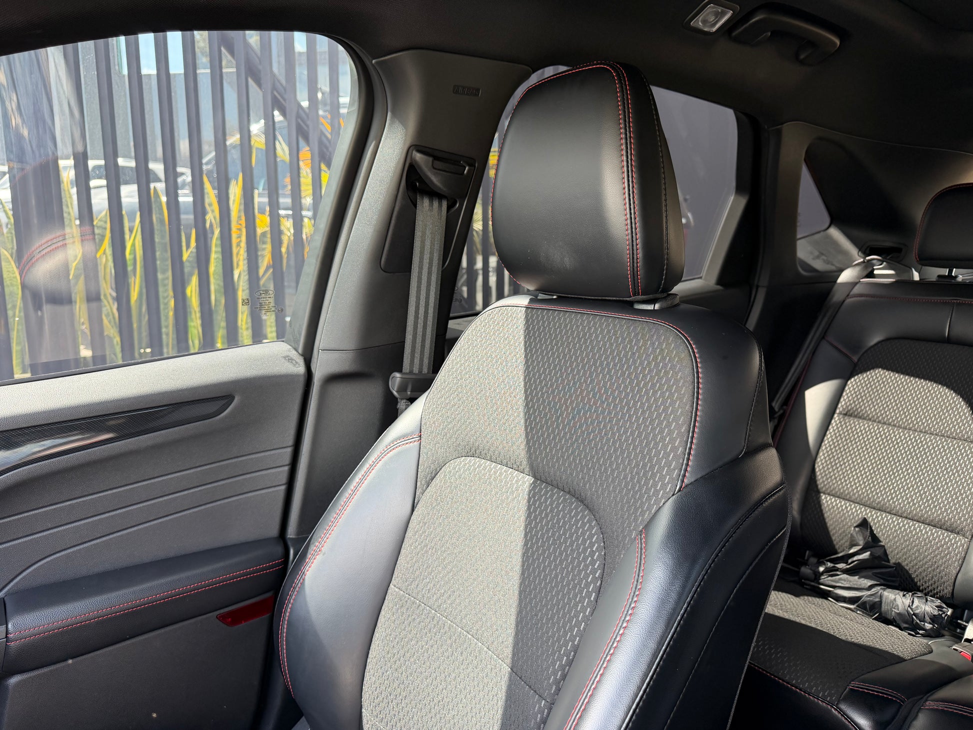 Ford Escape ST-Line Hybrid Modelo 2025 - Autos 93