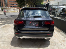 Cargar imagen en el visor de la galería, Mercedes-Benz GLC 300 4MATIC Modelo 2020
