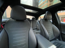 Cargar imagen en el visor de la galería, Mercedes-Benz C200 Híbrido Modelo 2023
