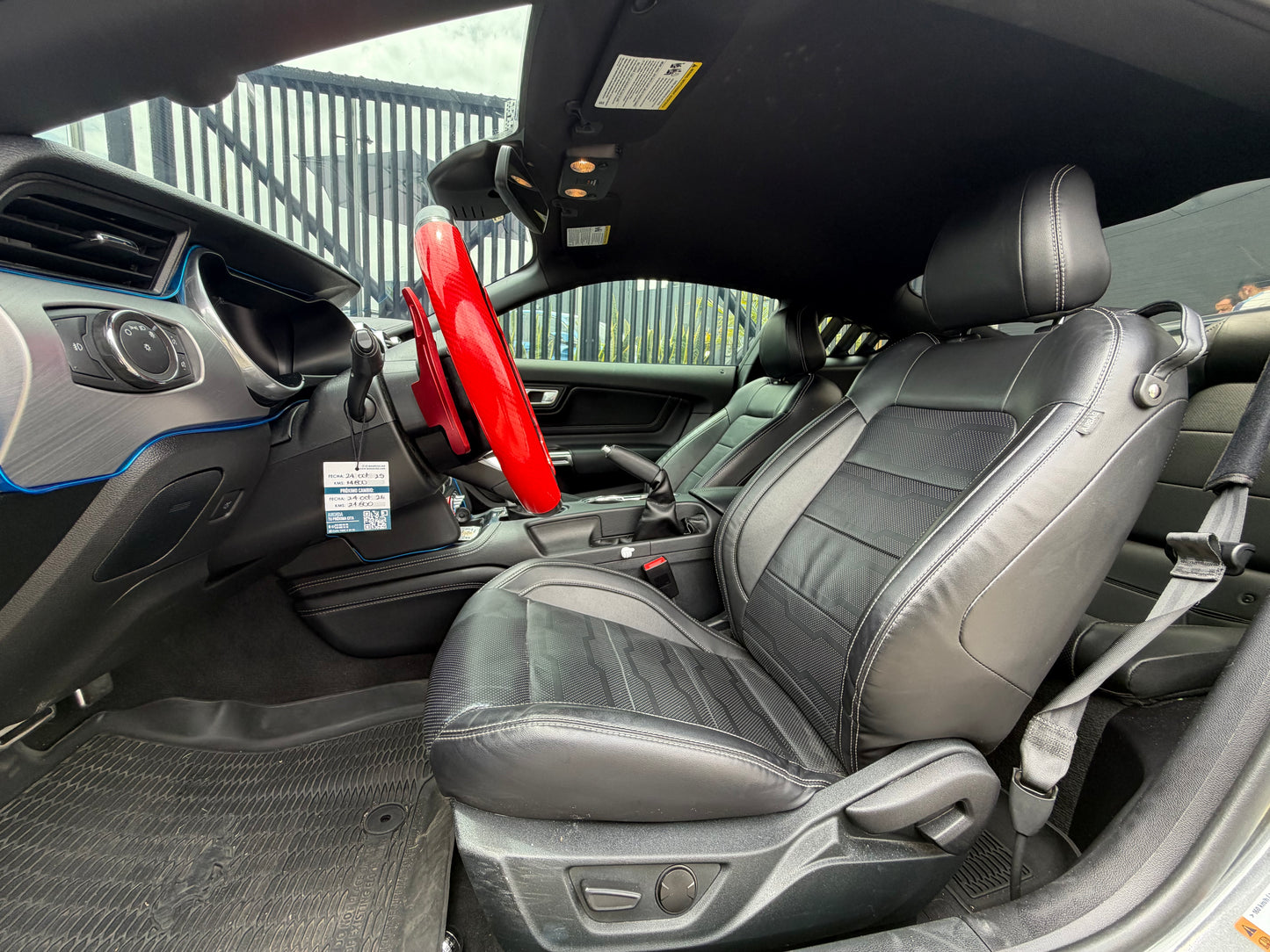 Ford Mustang GT Modelo 2022 - Autos 93
