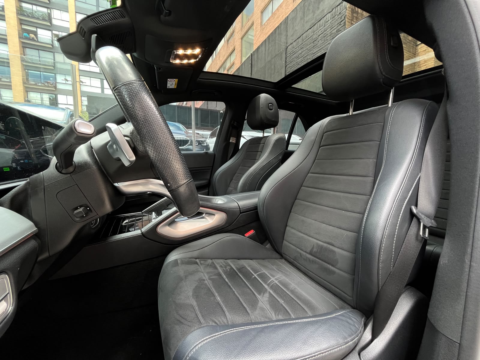 Mercedes-Benz GLE 450 4MATIC Modelo 2023 - Autos 93