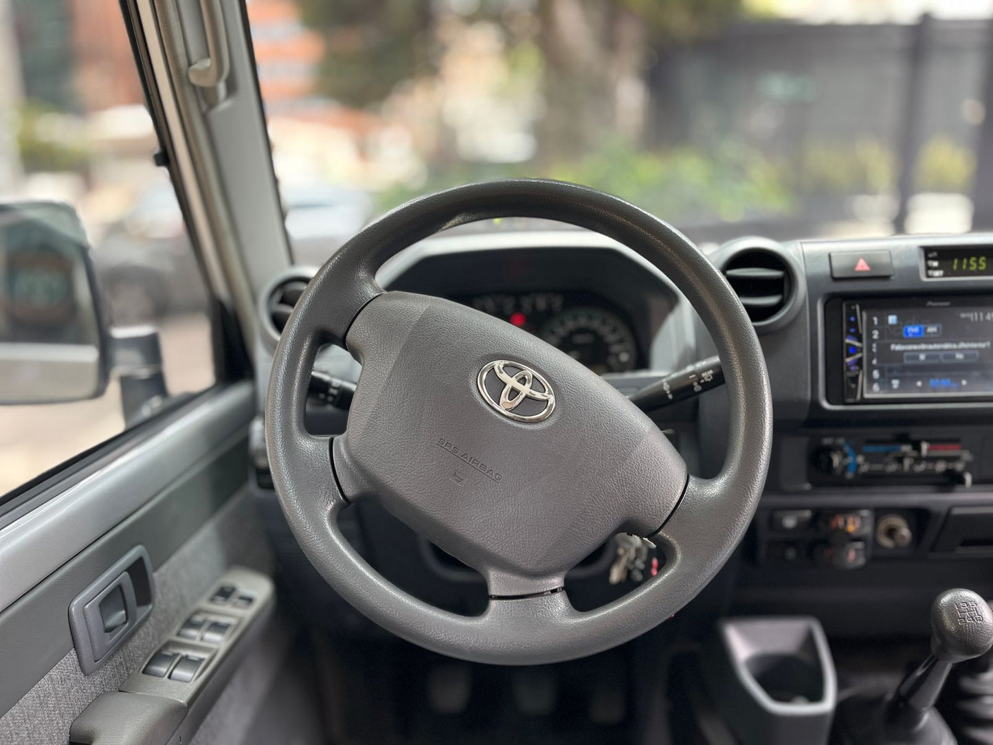 Toyota Land Cruiser 76 Modelo 2011