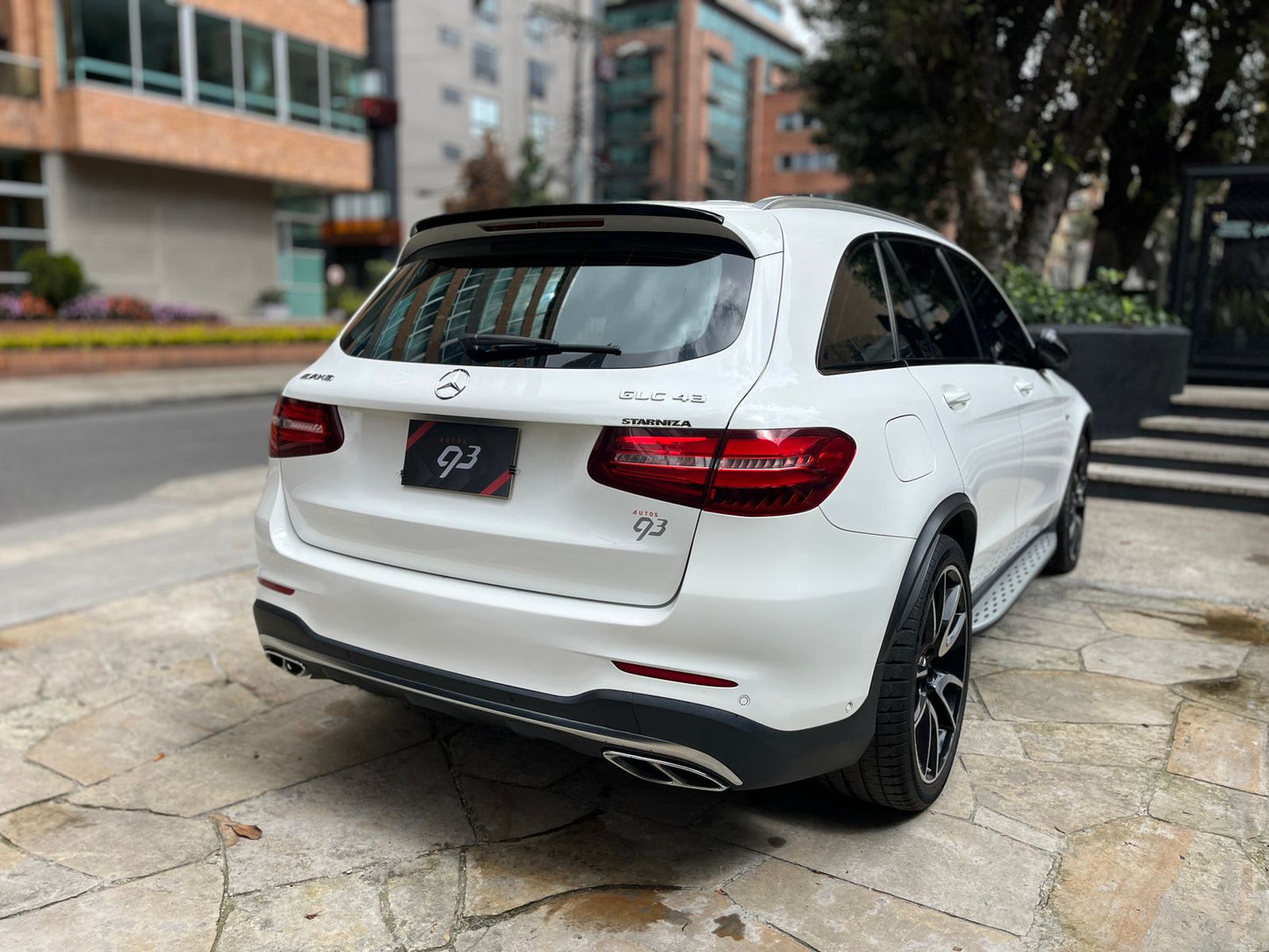 Mercedes-Benz GLC 43 AMG 4MATIC Modelo 2019 - Autos 93