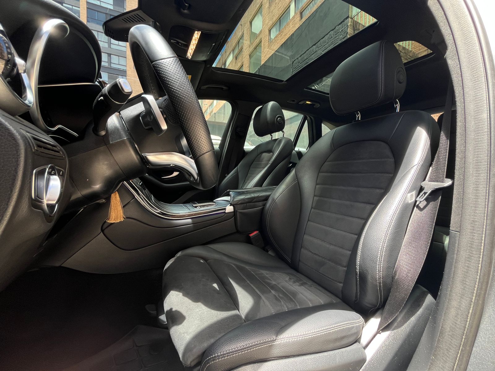 Mercedes-Benz GLC 300e Modelo 2022 - Autos 93