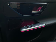 Cargar imagen en el visor de la galería, Mercedes-Benz C200 Híbrido Modelo 2023
