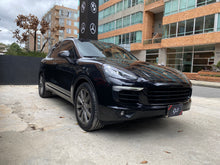 Cargar imagen en el visor de la galería, Porsche Cayenne S Modelo 2017
