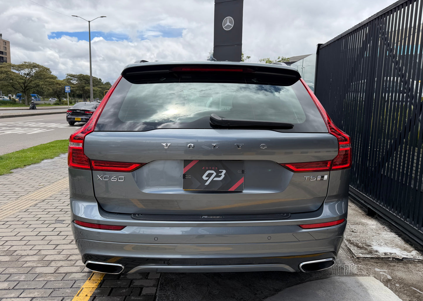 Volvo XC60 T5 R-Design Polestar AWD Modelo 2020
