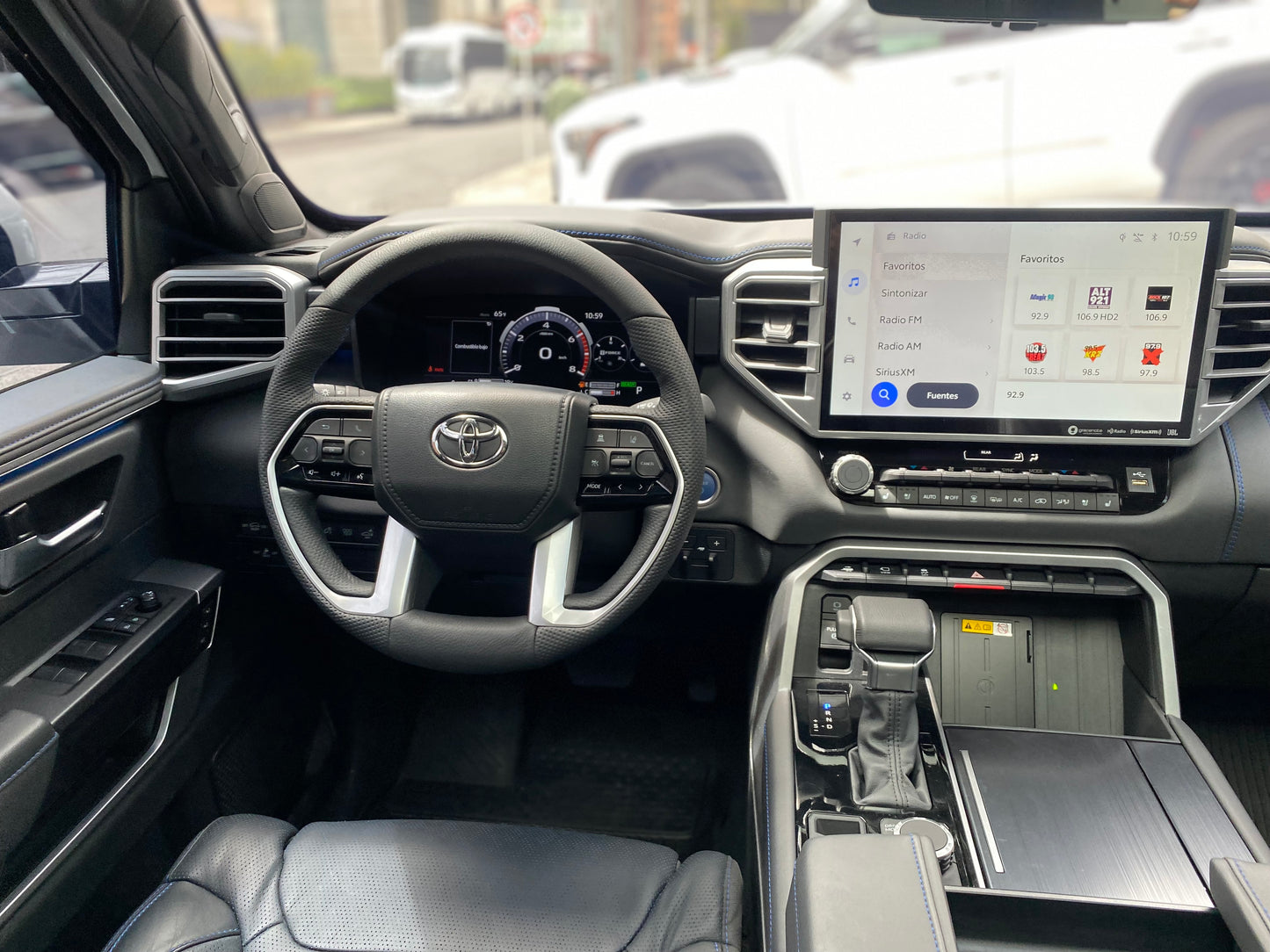 Toyota Sequoia Platinum Hibrida Modelo 2026 (IMPORTACIÓN) - Autos 93