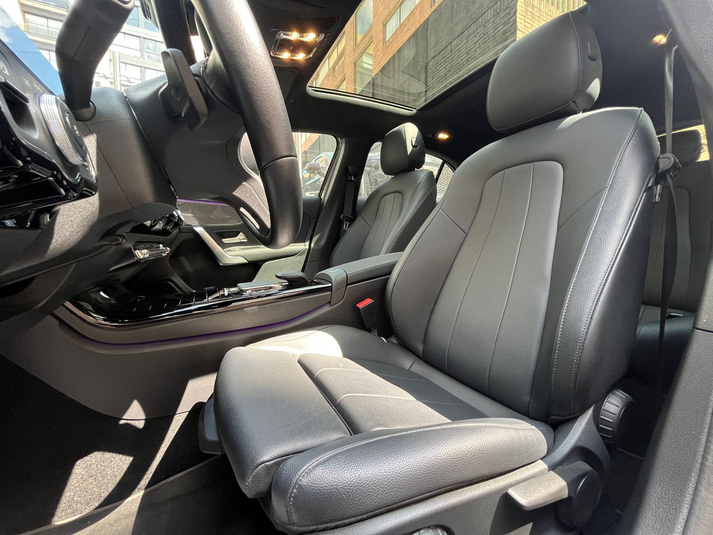 Mercedes Benz A200 Hatchback Modelo 2022 - Autos 93