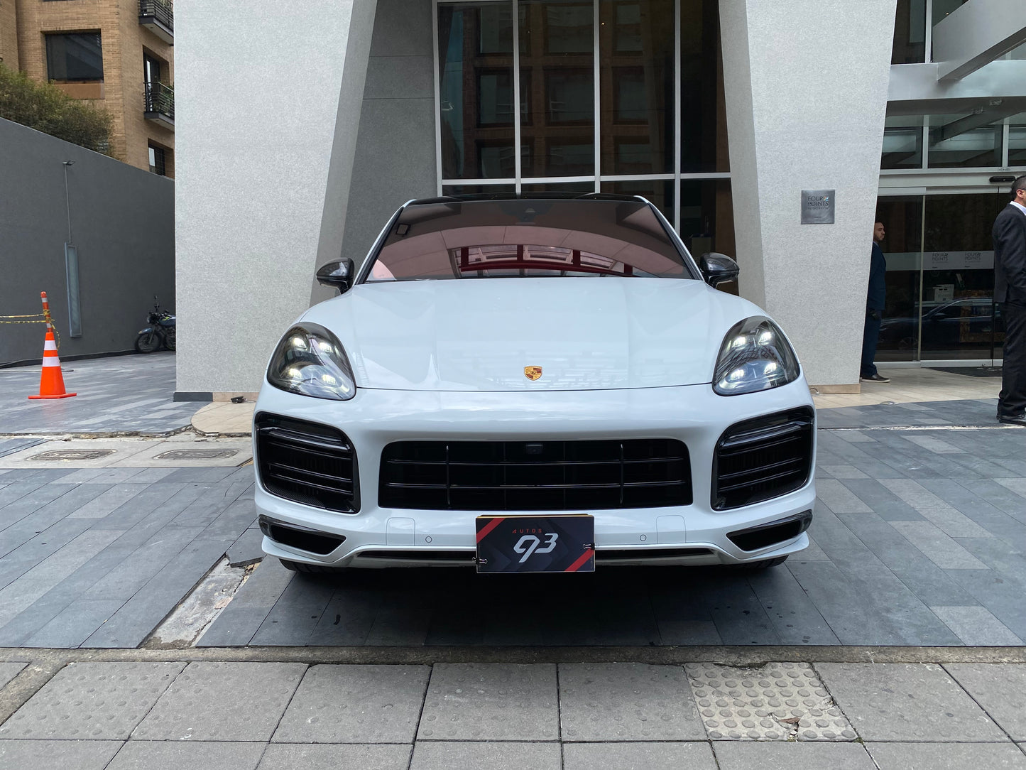Porsche Cayenne GTS Coupé Modelo 2022 - Autos 93