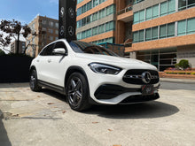 Cargar imagen en el visor de la galería, Mercedes-Benz GLA 200 Modelo 2022
