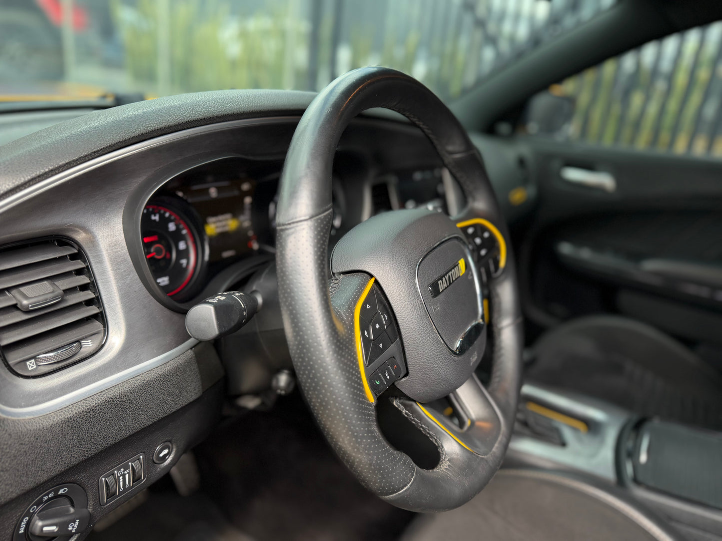 Dodge Charger Daytona Modelo 2017 - Autos 93