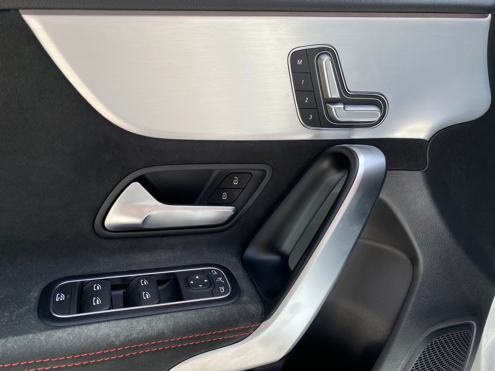 Mercedes-Benz AMG A35 4MATIC Híbrido Modelo 2023 - Autos 93