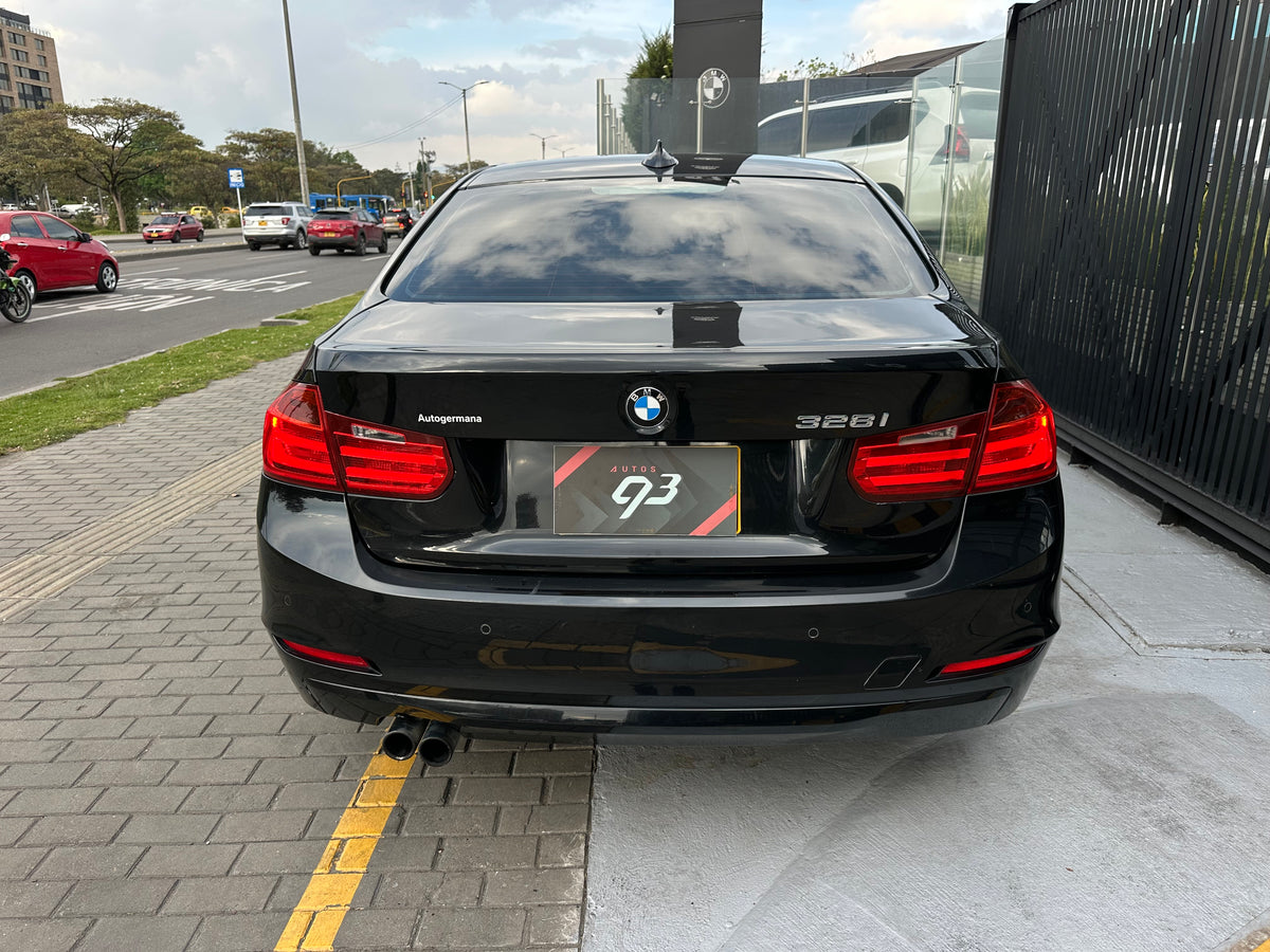 BMW 328i Modelo 2013