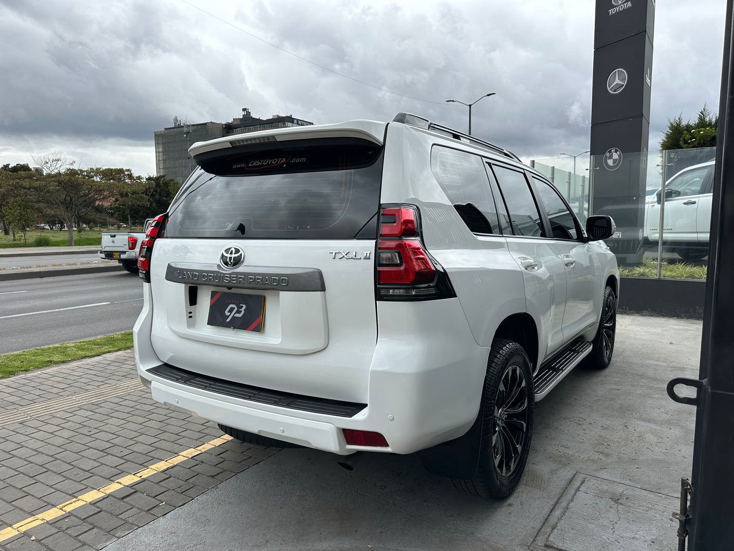 TOYOTA LAND CRUISER PRADO TX-L II (2018)

139.903 km | 🛢️ Diésel | 7 pasajeros