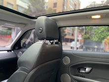 Cargar imagen en el visor de la galería, Land Rover Range Rover Evoque Modelo 2018
