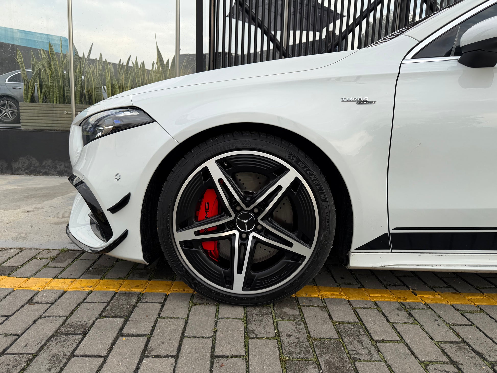 Mercedes Benz A45s AMG Modelo 2023 - Autos 93