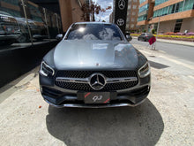 Cargar imagen en el visor de la galería, Mercedes-Benz GLC 300E Coupé Modelo 2022
