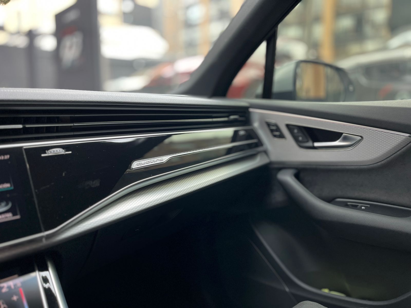 Audi Q7 Modelo 2025 - Autos 93