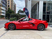 Cargar imagen en el visor de la galería, Chevrolet Corvette C8 Stingray R Modelo 2023
