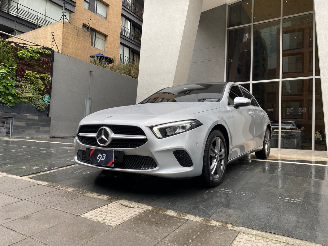 Mercedes-Benz A200 HatchBack Modelo 2019
