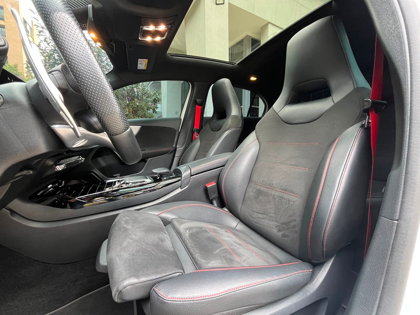 Mercedes-Benz A 35 AMG 4MATIC Modelo 2022