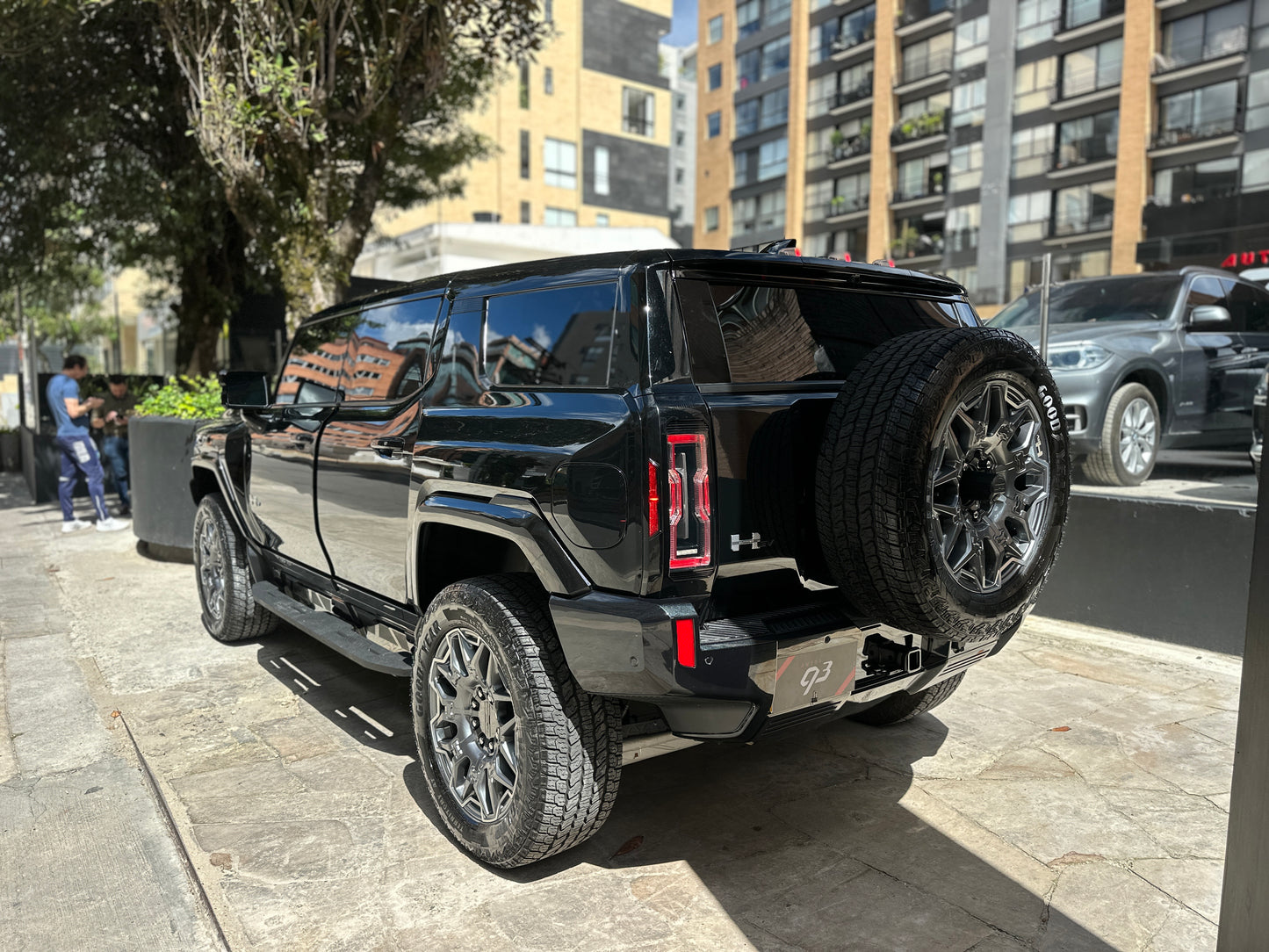 GMC Hummer EV SUV Blindada Modelo 2025 - Autos 93