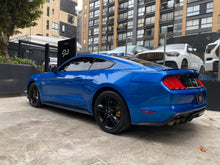 Cargar imagen en el visor de la galería, Ford Mustang GT Modelo 2021
